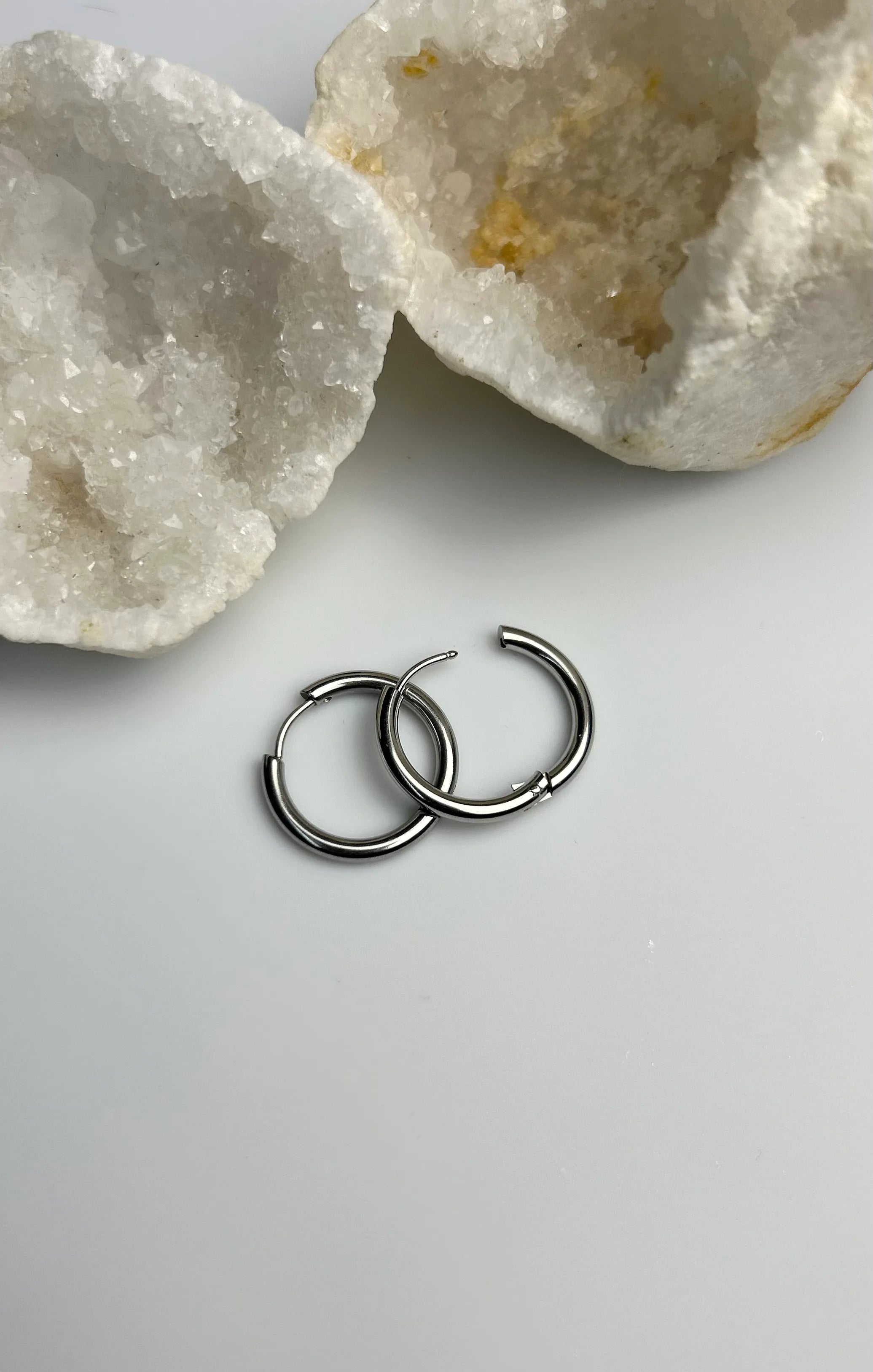 Créoles à clips argentées