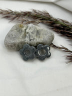 Pampilles fleur grises